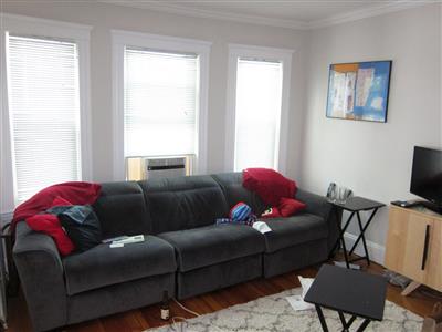 2 bed, 1 bath apartment for rent at 92 Powderhouse Blvd Unit 2, Teele Square — photo 2 of 15