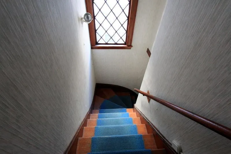 2 bed, 1 bath apartment for rent at 92 Rogers Ave Unit 2, Powder House Square — photo 4 of 20