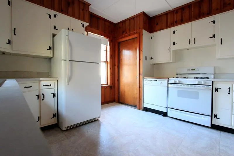 2 bed, 1 bath apartment for rent at 92 Rogers Ave Unit 2, Powder House Square