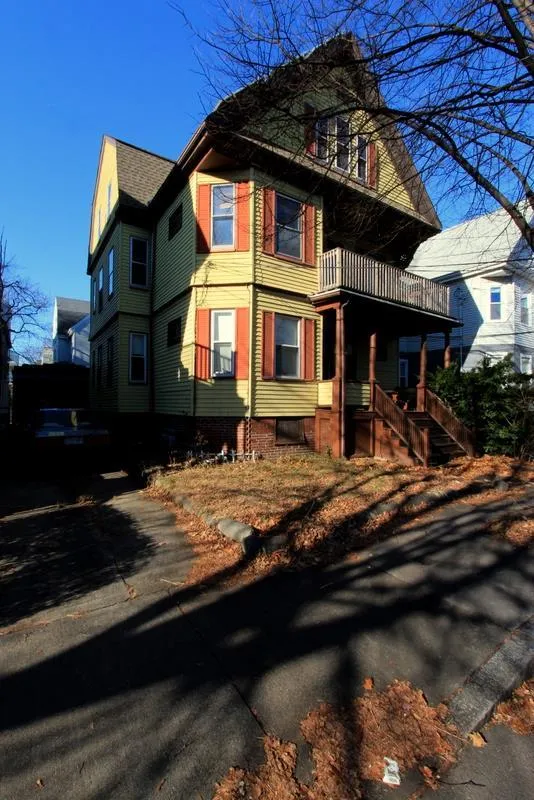 2 bed, 1 bath apartment for rent at 92 Rogers Ave Unit 2, Powder House Square — photo 19 of 20