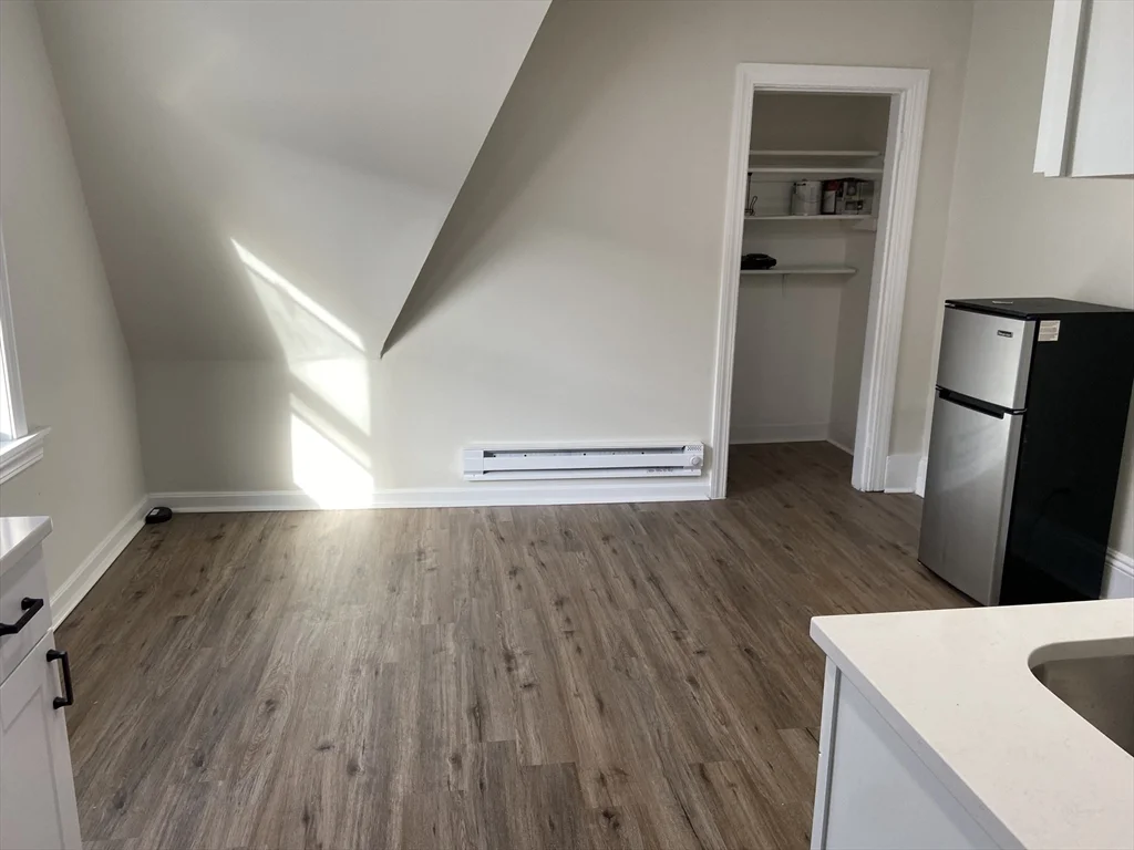Studio bed, 1 bath apartment for rent at 92 S Common St, Unit 5, Lynn — photo 5 of 5