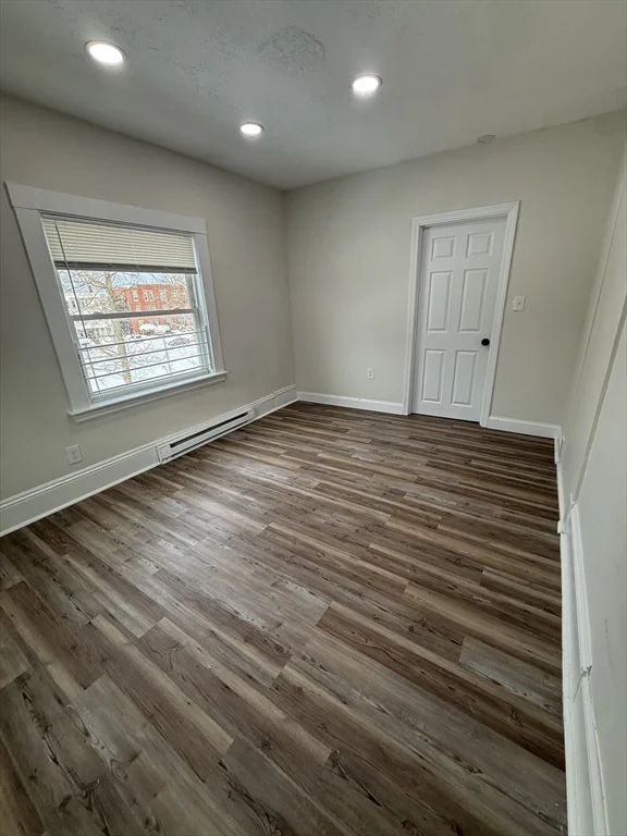 1 bed, 1 bath apartment for rent at 92 S Common Unit 3, Lynn — photo 6 of 10