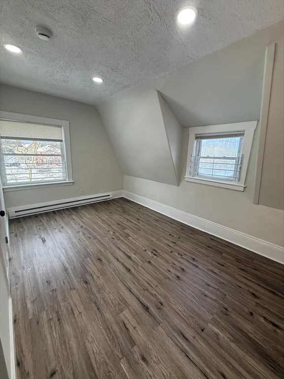 1 bed, 1 bath apartment for rent at 92 S Common Unit 3, Lynn — photo 5 of 10