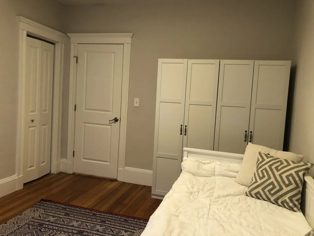 2 bed, 1 bath apartment for rent at 92 Surrey St Unit 92, Glenwood — photo 14 of 17