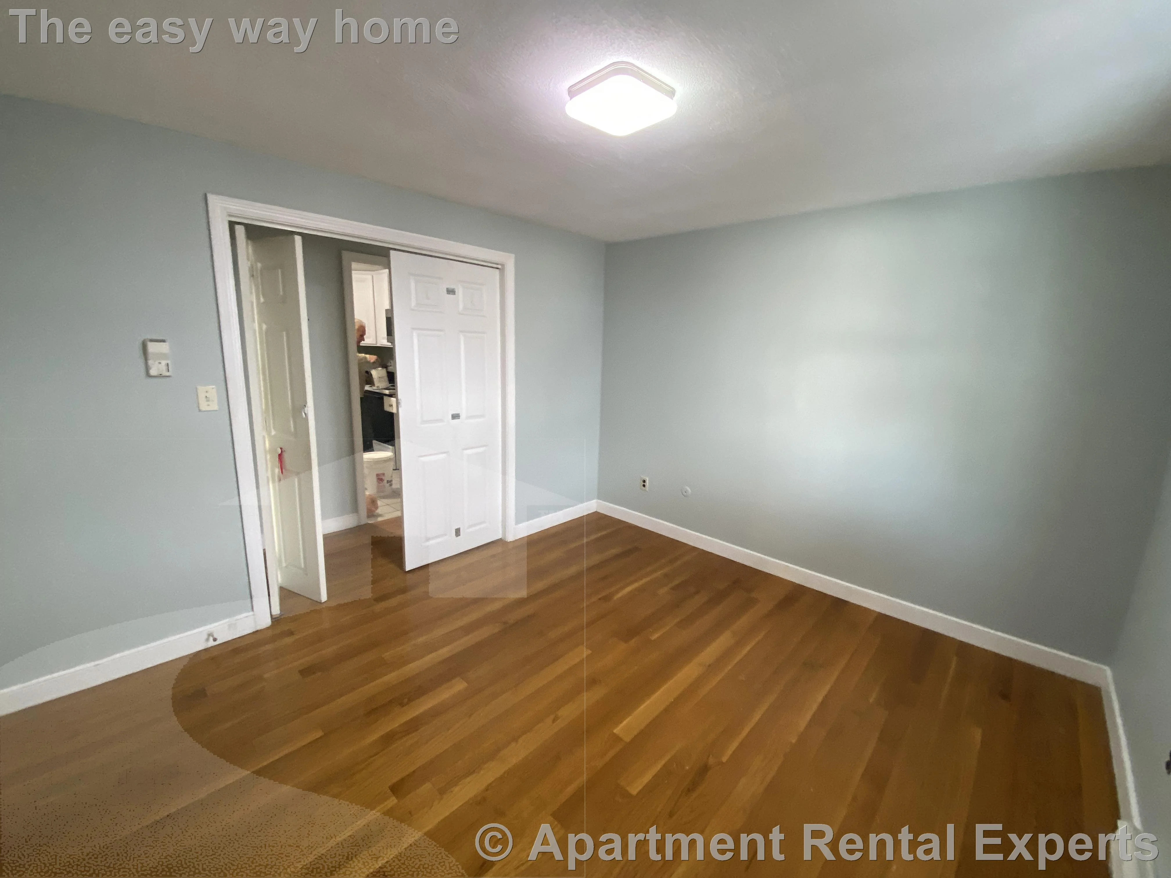 2 bed, 1 bath apartment for rent at 92 Sylvia St, Arlington Heights — photo 8 of 14
