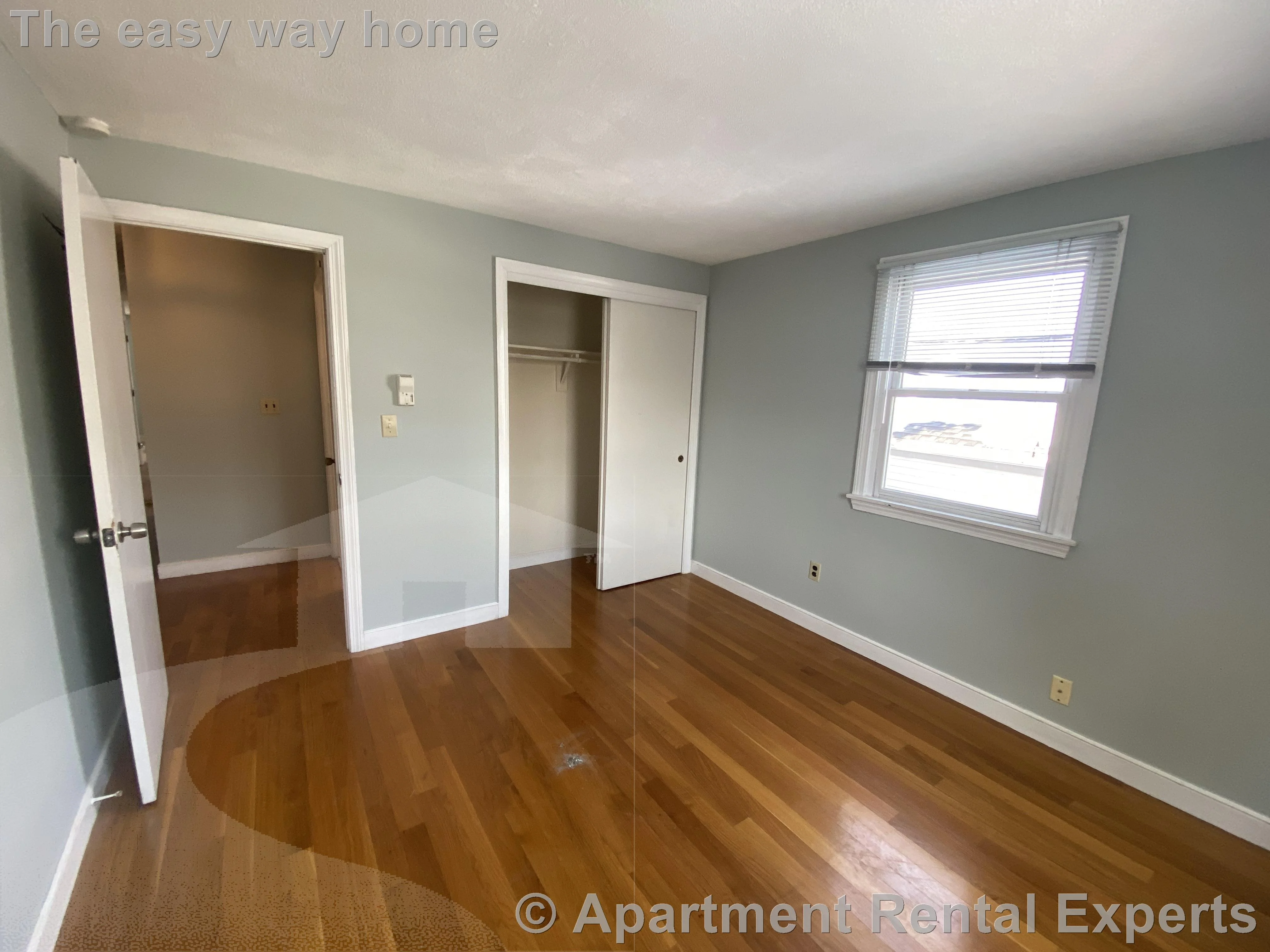 2 bed, 1 bath apartment for rent at 92 Sylvia St, Arlington Heights — photo 6 of 14