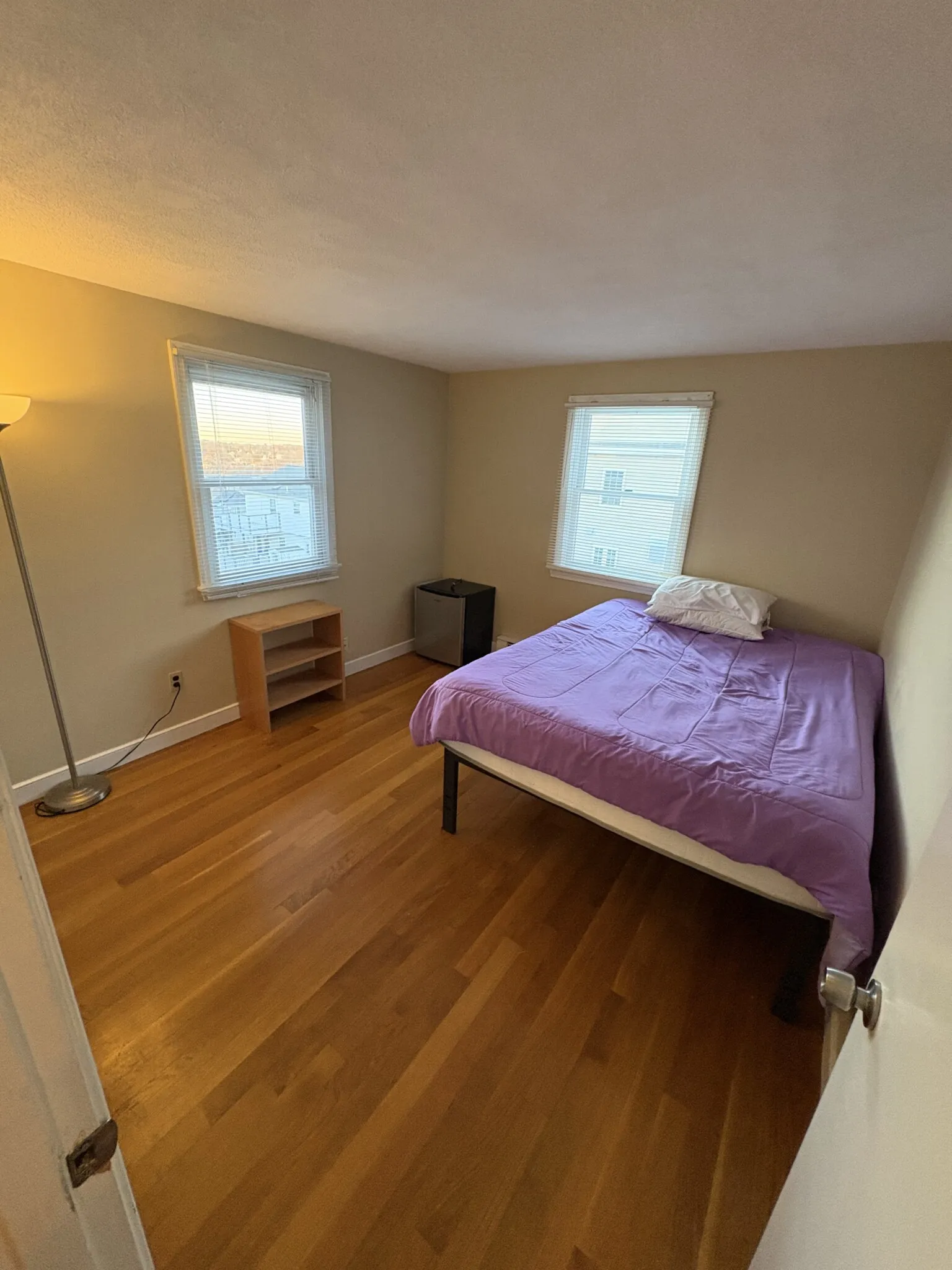 3 bed, 1 bath apartment for rent at 92 Sylvia St Unit 2, Lexington — photo 9 of 15