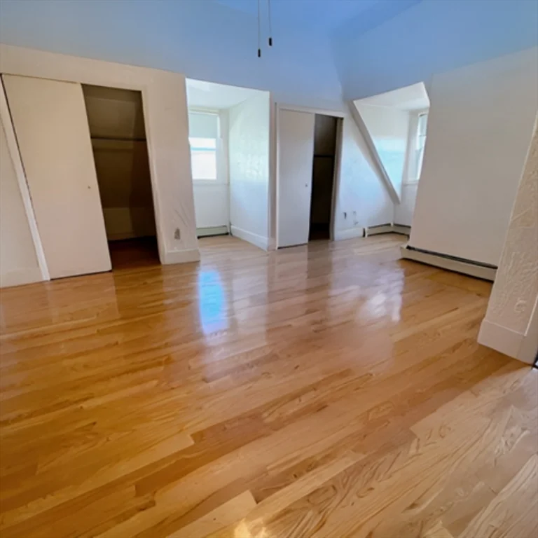 2 bed, 1 bath apartment for rent at 92 Thurston St Unit 3, Winter Hill — photo 2 of 10