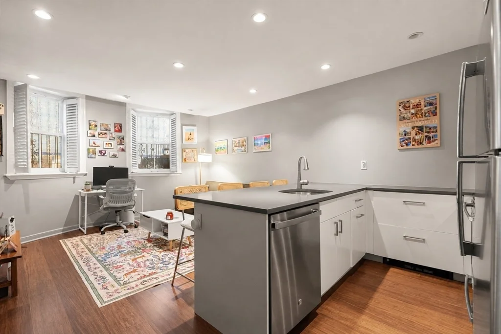 1 bed, 1 bath apartment for rent at 92 W Springfield Unit 1, South End — photo 5 of 10