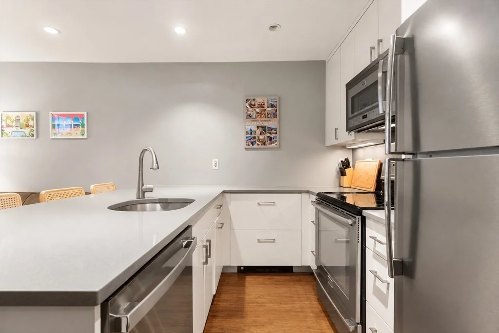 1 bed, 1 bath apartment for rent at 92 W Springfield Unit 1, South End — photo 2 of 10