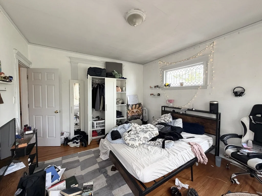 4 bed, 2 bath apartment for rent at 92 Wallingford Rd Unit 2, Brighton — photo 9 of 14