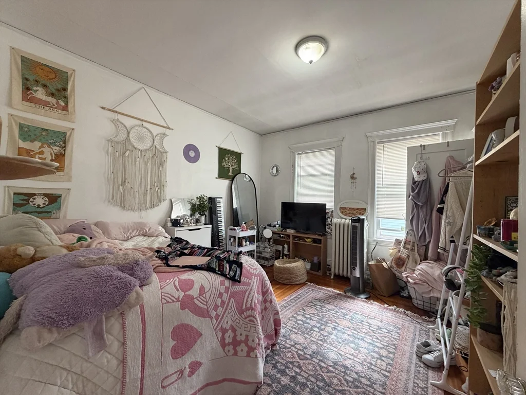 4 bed, 2 bath apartment for rent at 92 Wallingford Rd Unit 2, Brighton — photo 10 of 14