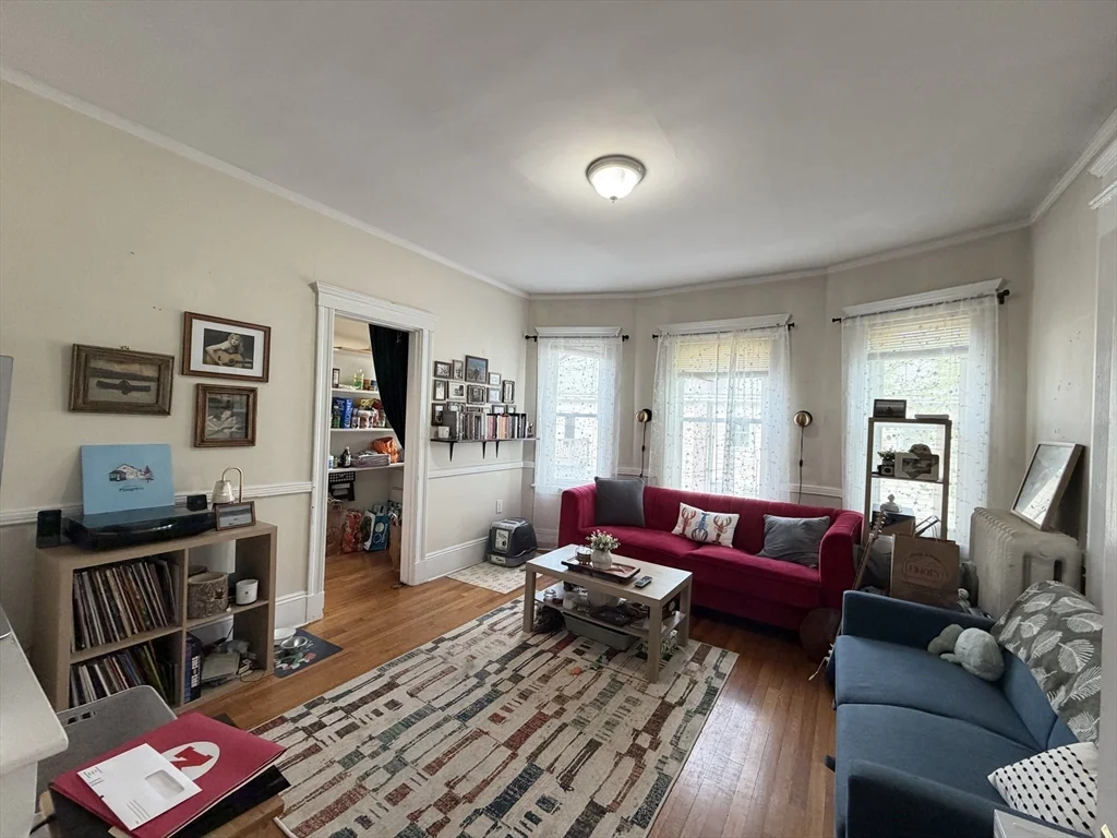 4 bed, 2 bath apartment for rent at 92 Wallingford Rd Unit 2, Brighton