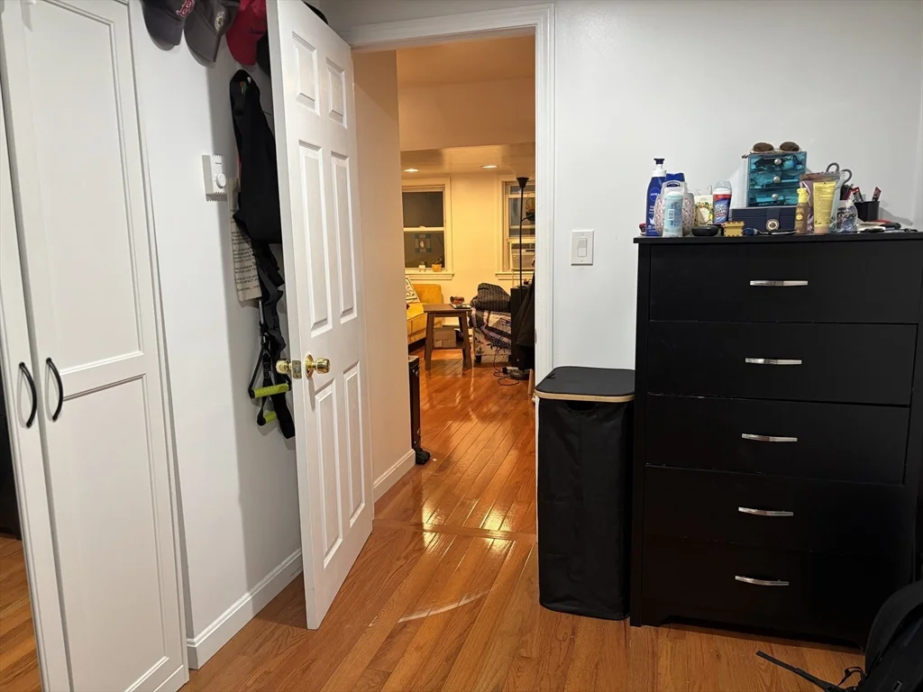 2 bed, 1 bath apartment for rent at 92 Wallingford Rd Unit A, Brighton — photo 8 of 11