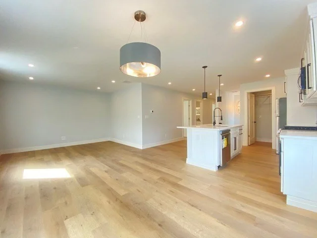 3 bed, 2 bath apartment for rent at 92 Walnut St Unit 2, Watertown — photo 4 of 17