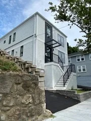 3 bed, 2 bath apartment for rent at 92 Walnut St Unit 2, Watertown — photo 17 of 17