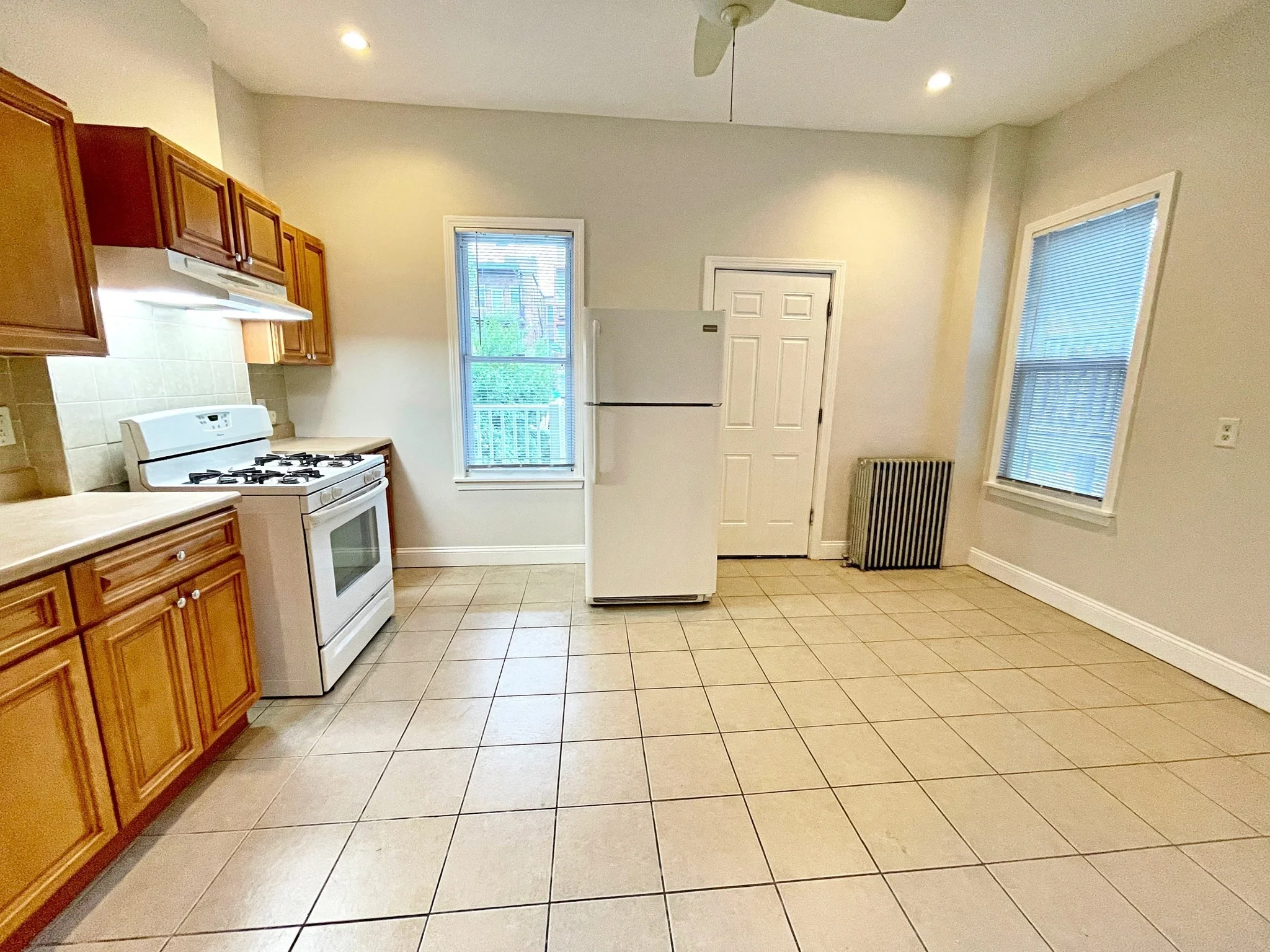 3 bed, 1 bath apartment for rent at 92 Webster St Unit 1, East Boston — photo 5 of 18