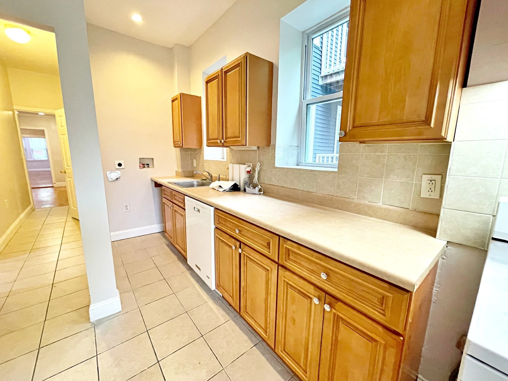 3 bed, 1 bath apartment for rent at 92 Webster St Unit 1, East Boston — photo 6 of 18