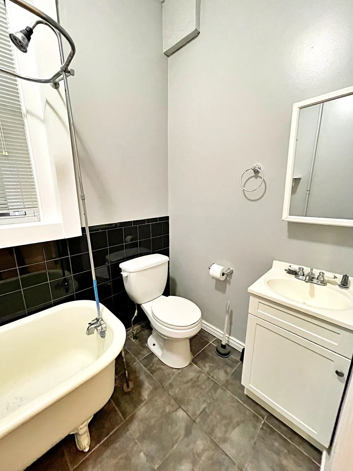 3 bed, 1 bath apartment for rent at 92 Webster St Unit 1, East Boston — photo 13 of 18