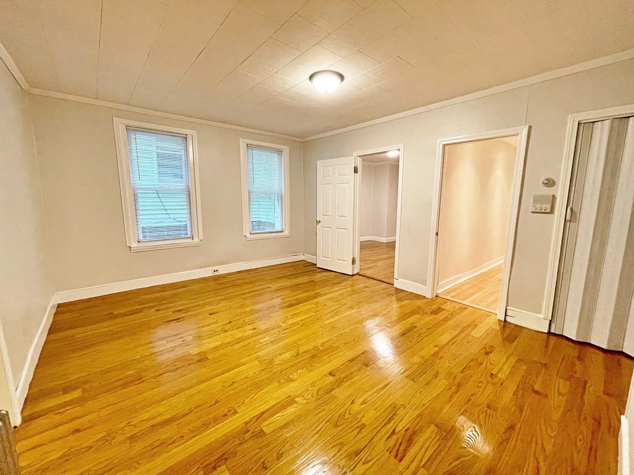 3 bed, 1 bath apartment for rent at 92 Webster St Unit 1, East Boston — photo 3 of 18