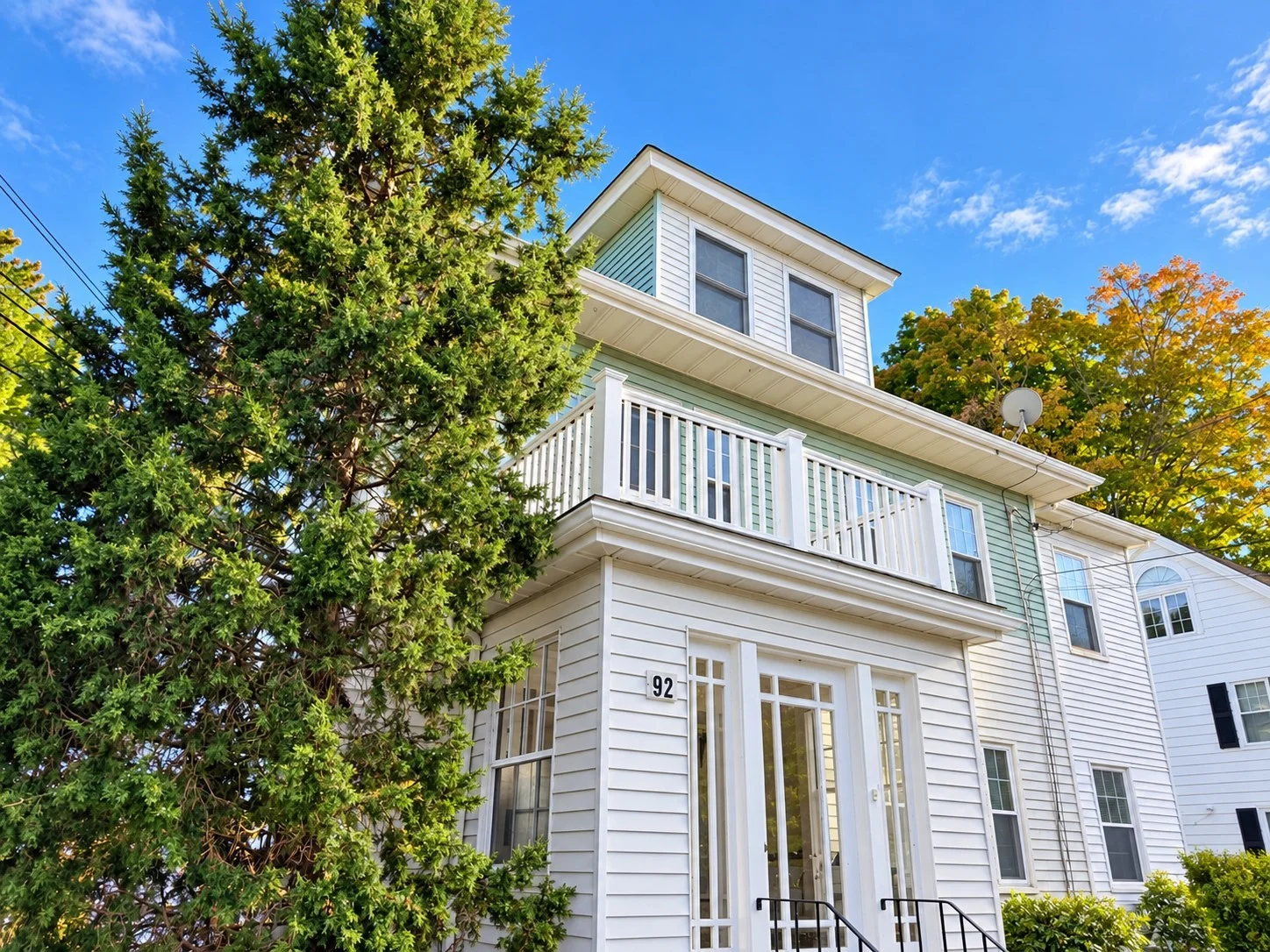 2 bed, 1 bath apartment for rent at 92 West Central St Unit 5, Natick — photo 2 of 9