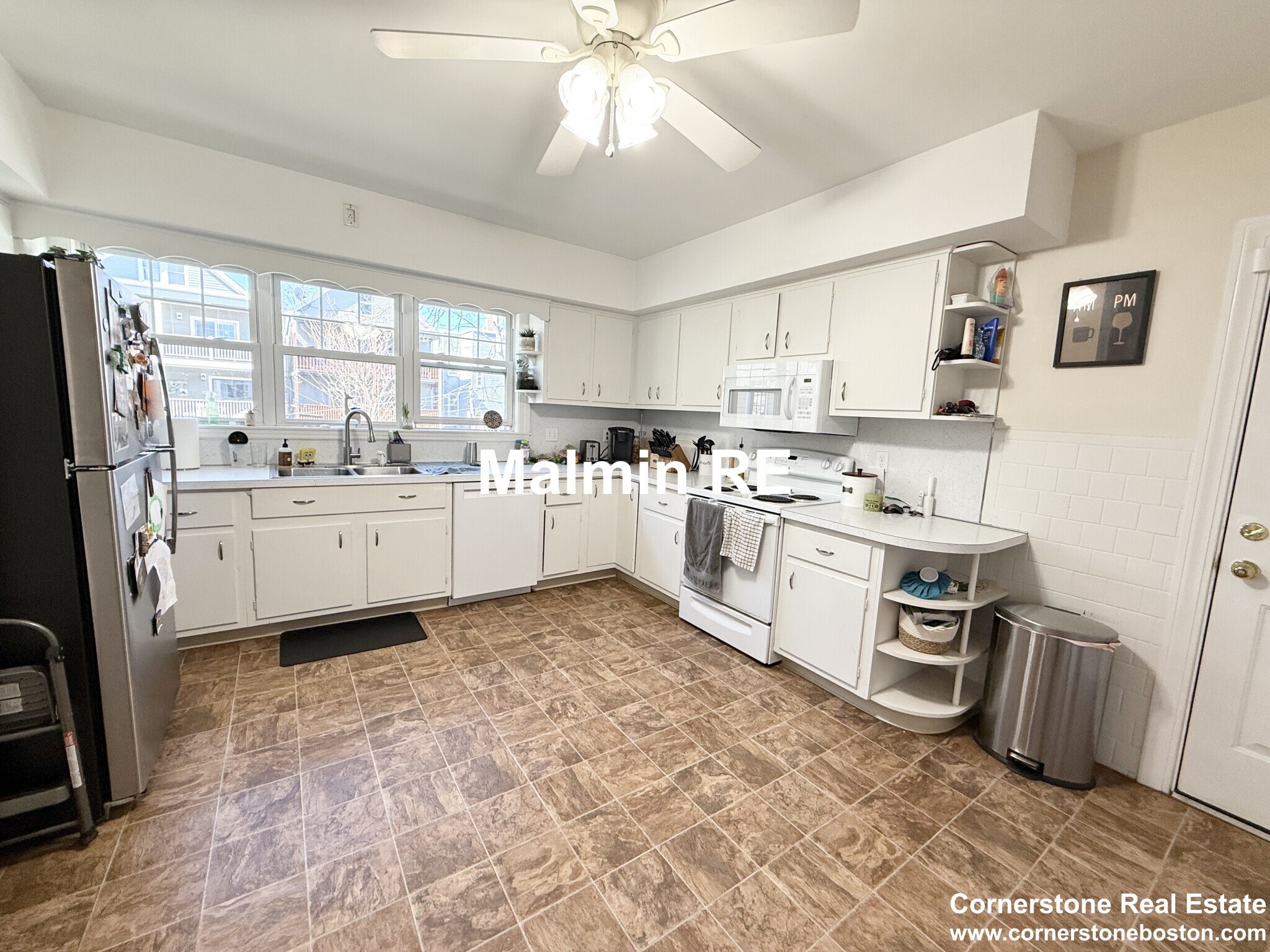 2 bed, 1.5 bath apartment for rent at 920 East 4th St Unit 1, South Boston — photo 2 of 7