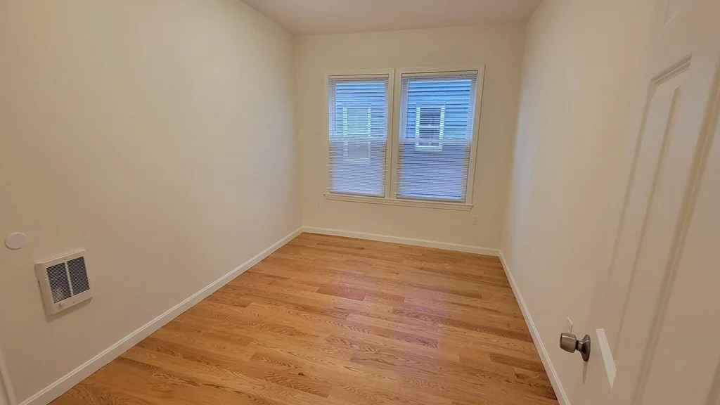 3 bed, 1 bath apartment for rent at 920 Hyde Park Ave Unit 1, Hyde Park — photo 6 of 15