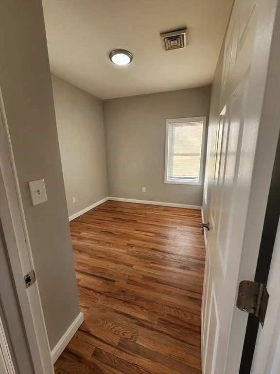 3 bed, 1 bath apartment for rent at 920 Pine St Unit 3W, Fall River — photo 8 of 9