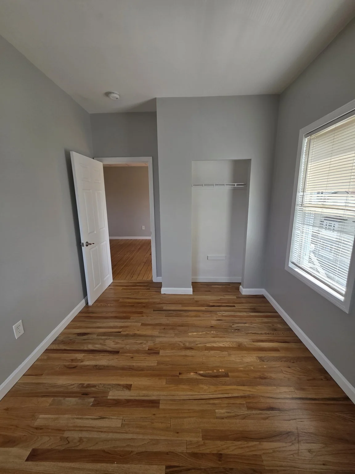3 bed, 1 bath apartment for rent at 920 Pine St Unit 3W, Fall River — photo 13 of 23