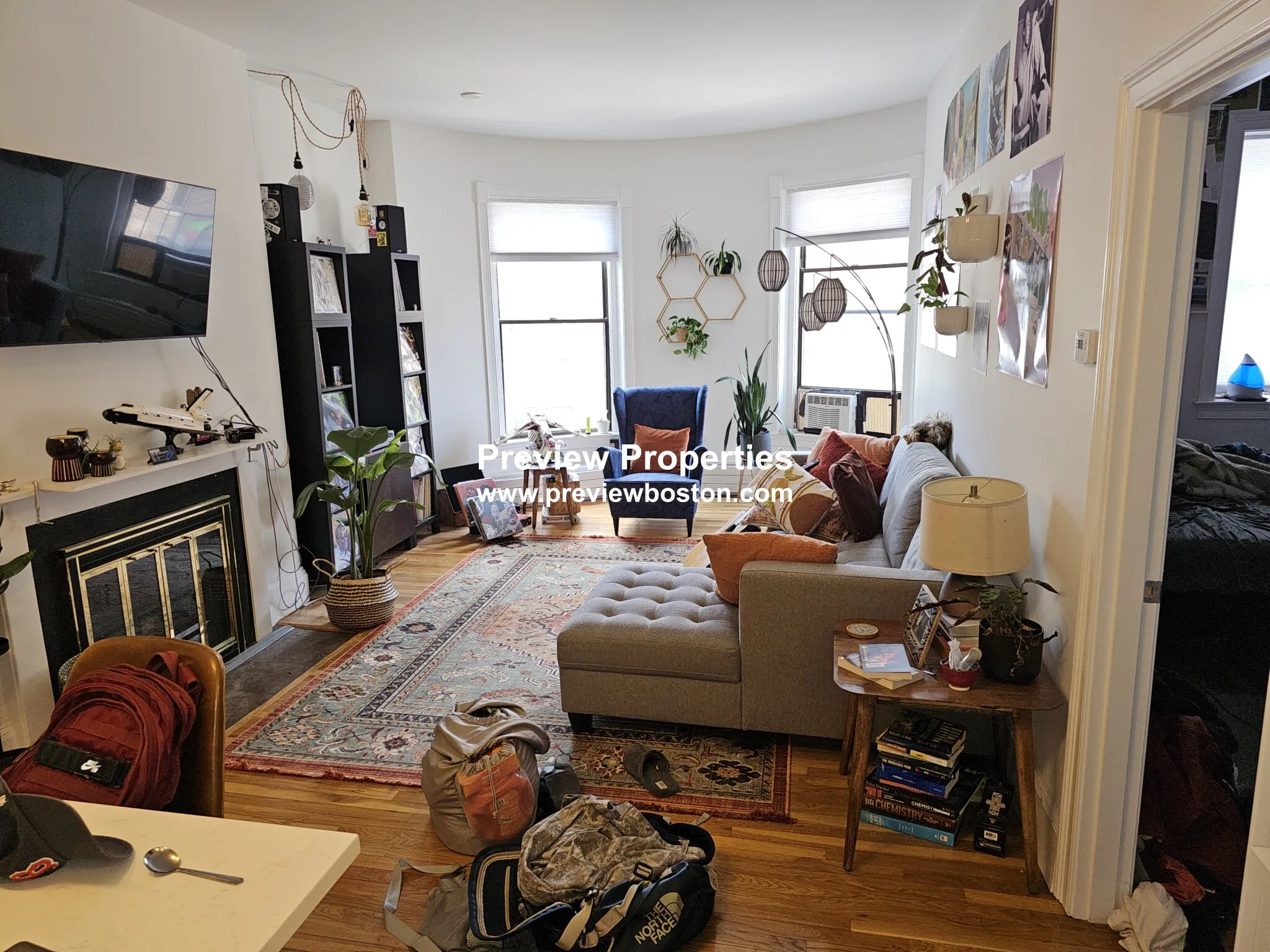 1 bed, 1 bath apartment for rent at 922 Beacon St Unit 23P, Fenway — photo 4 of 18