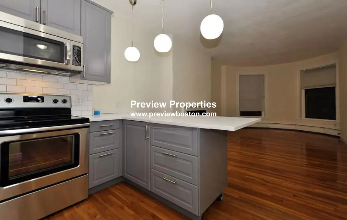 1 bed, 1 bath apartment for rent at 922 Beacon St Unit 23P, Fenway — photo 15 of 18
