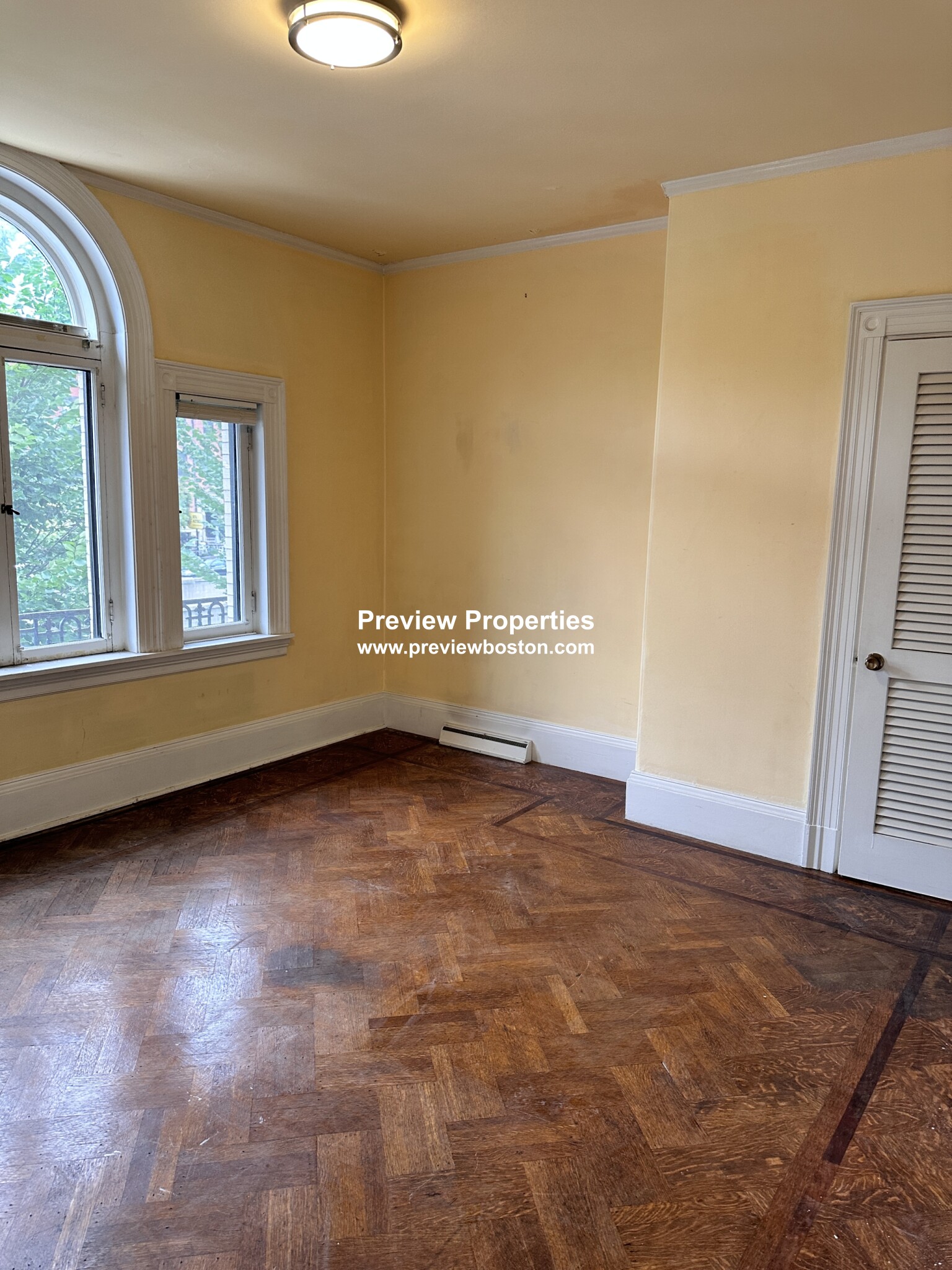 4 bed, 1 bath apartment for rent at 923 Beacon St Unit 2P, Fenway — photo 10 of 19