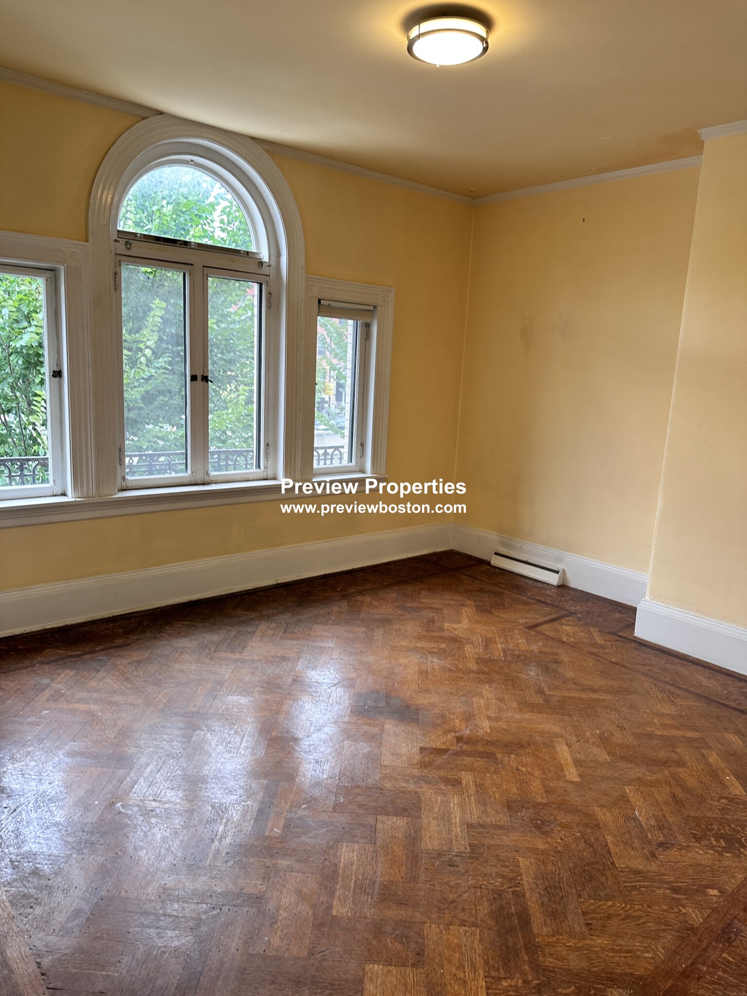 4 bed, 1 bath apartment for rent at 923 Beacon St Unit 2P, Fenway — photo 9 of 19
