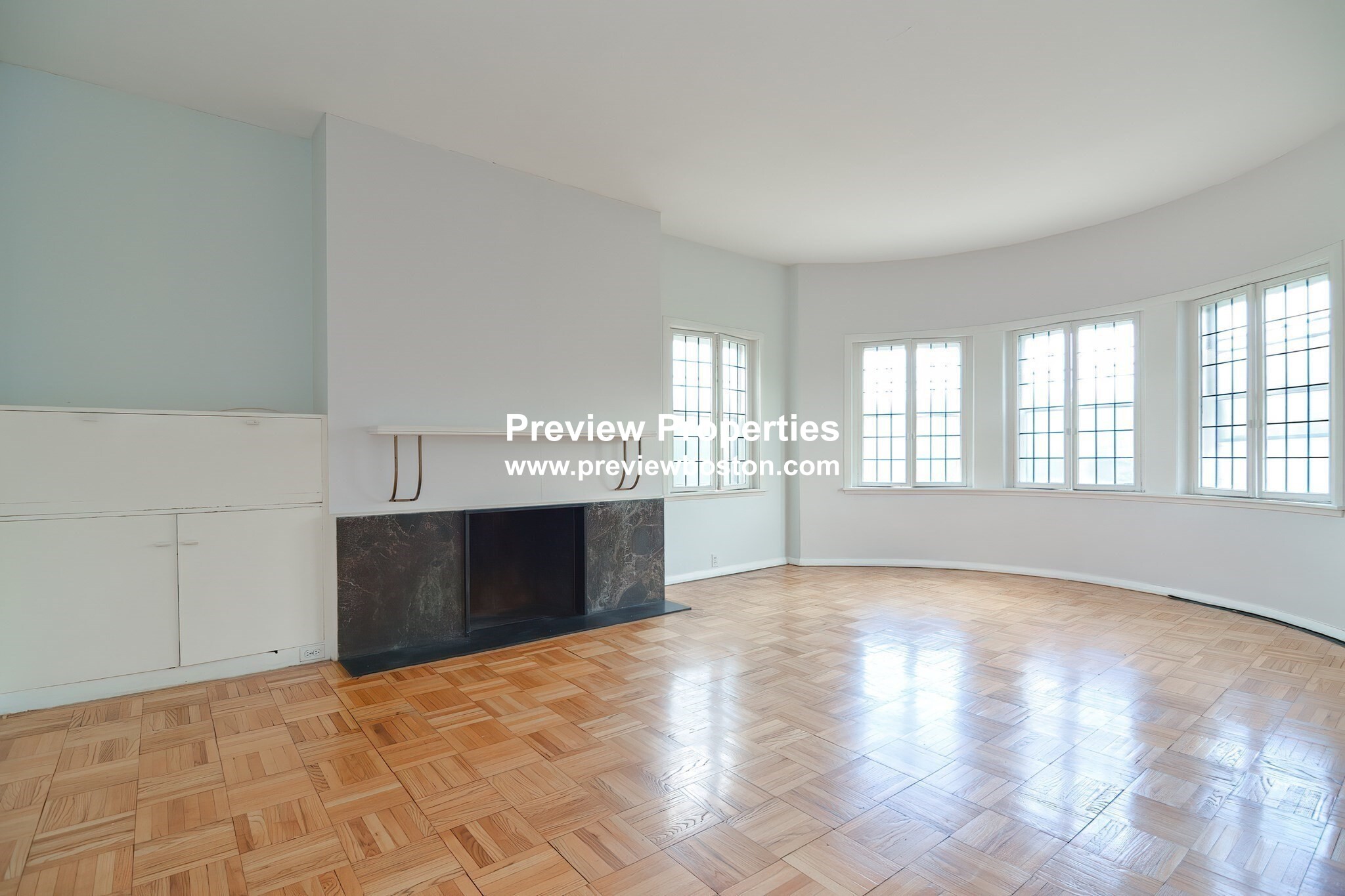 4 bed, 1 bath apartment for rent at 923 Beacon St Unit 2P, Fenway — photo 12 of 19