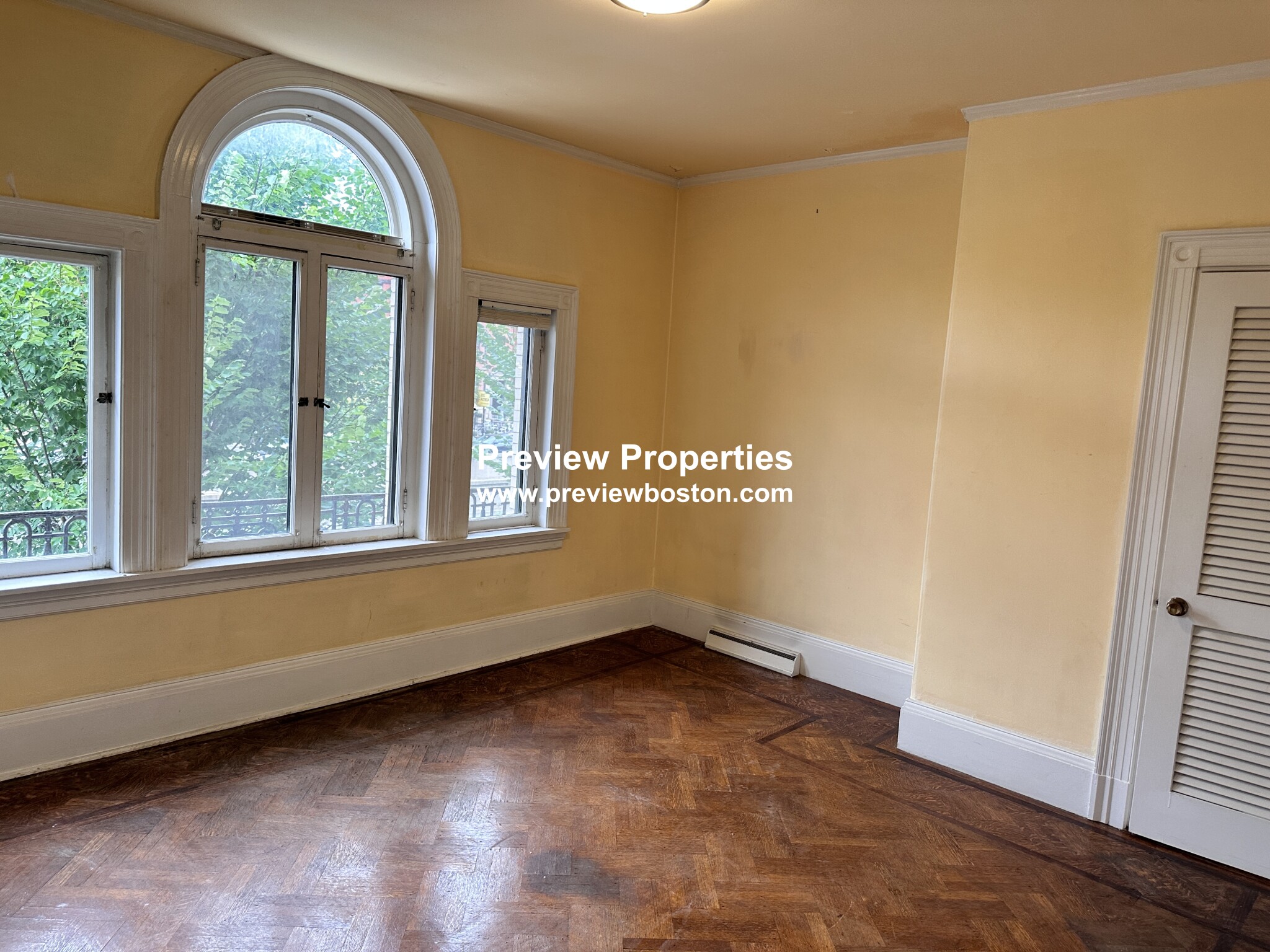 4 bed, 1 bath apartment for rent at 923 Beacon St Unit 2P, Fenway — photo 7 of 19