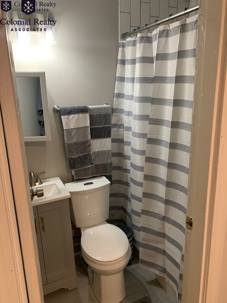 4 bed, 1 bath apartment for rent at 925 Beacon St Unit 7, Fenway — photo 17 of 17