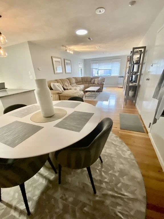 2 bed, 1 bath apartment for rent at 925 E 2nd St Unit 2, South Boston — photo 9 of 22