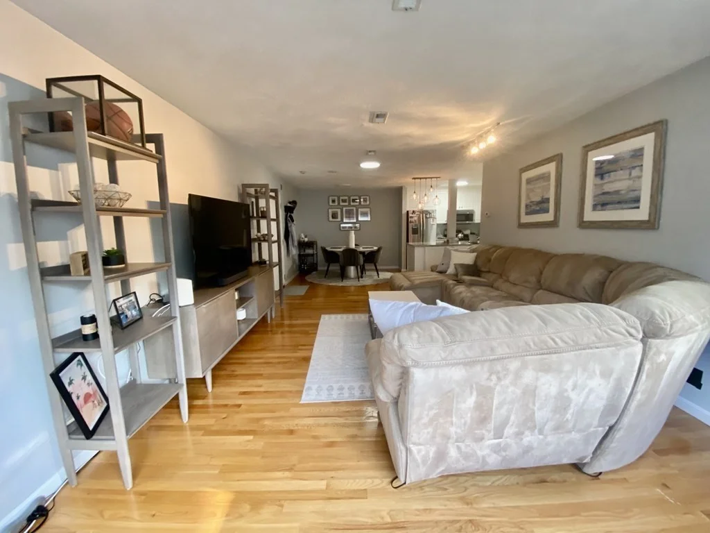 2 bed, 1 bath apartment for rent at 925 E 2nd St Unit 2, South Boston — photo 6 of 22
