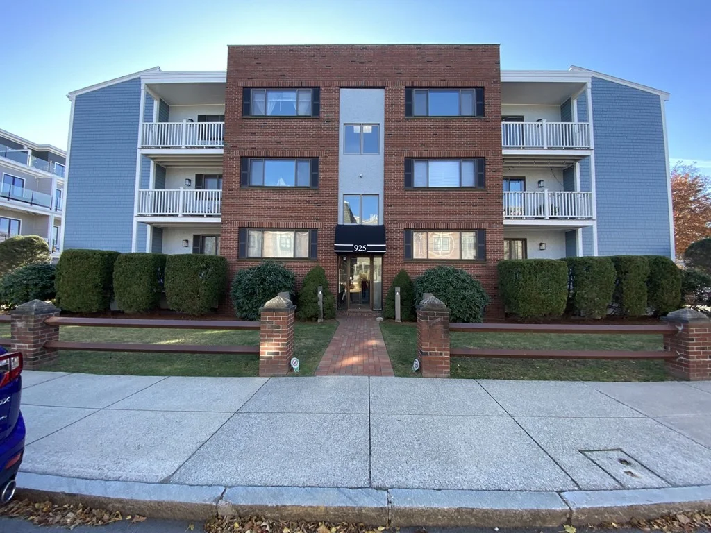 2 bed, 1 bath apartment for rent at 925 E 2nd St Unit 7, Boston — photo 1 of 27