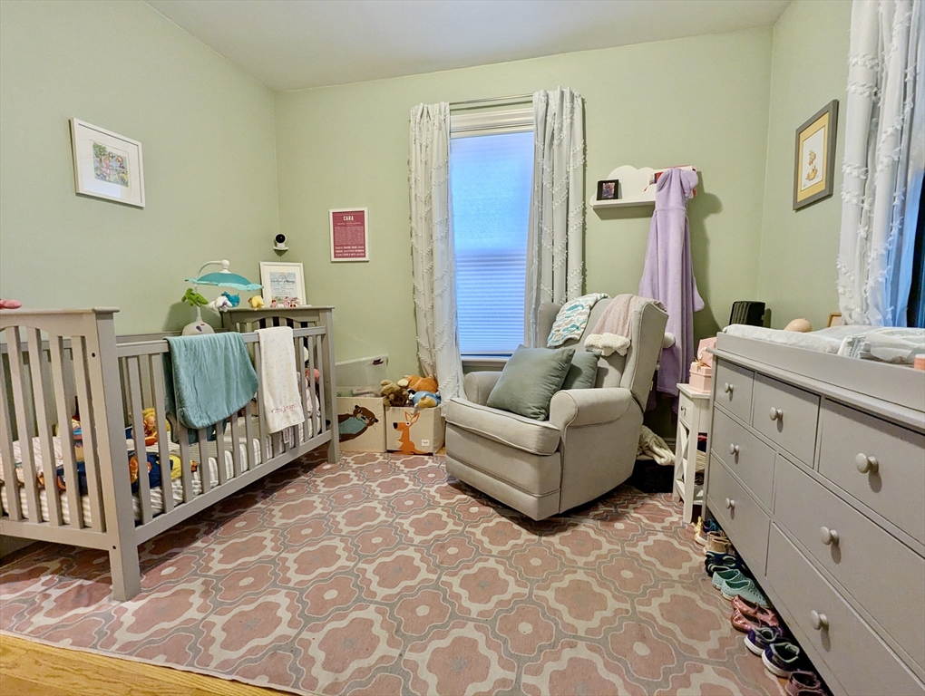 3 bed, 2 bath apartment for rent at 925 East Broadway Unit 1, South Boston — photo 21 of 28