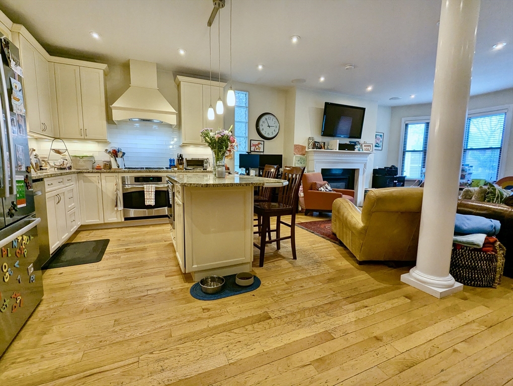 3 bed, 2 bath apartment for rent at 925 East Broadway Unit 1, South Boston — photo 12 of 28