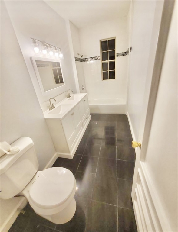 3 bed, 1 bath apartment for rent at 926 Walnut St Unit 926, Newton Highlands — photo 8 of 20