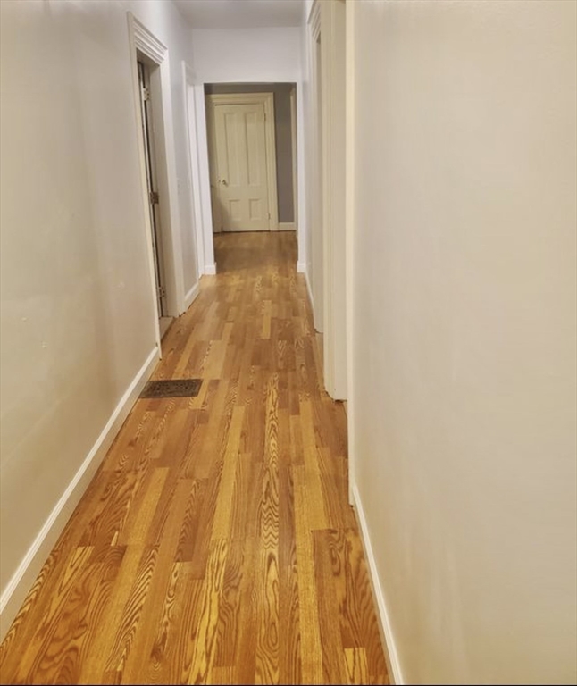3 bed, 1 bath apartment for rent at 926 Walnut St Unit 926, Newton Highlands — photo 9 of 20
