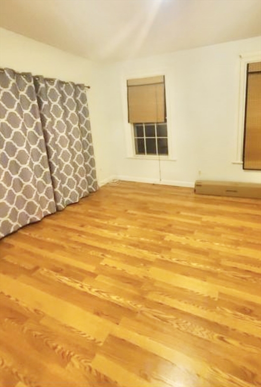 3 bed, 1 bath apartment for rent at 926 Walnut St Unit 926, Newton Highlands — photo 7 of 20