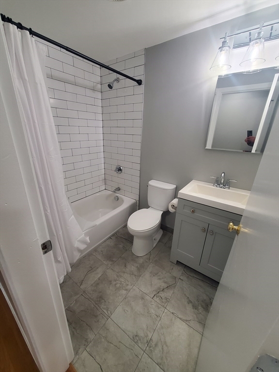 2 bed, 1 bath apartment for rent at 927 Dorchester Ave Unit 2, Dorchester — photo 5 of 14