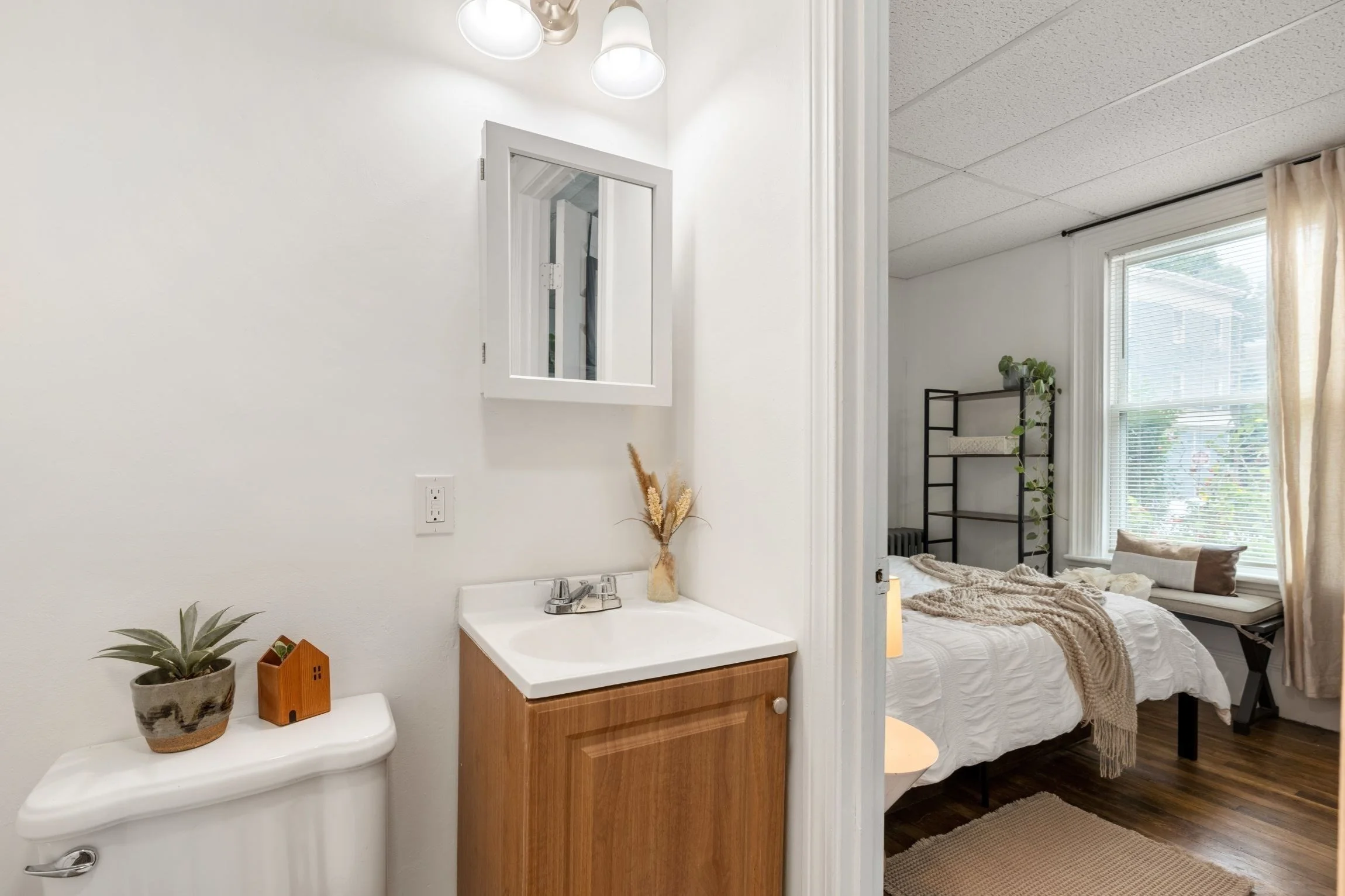 Studio bed, 1 bath apartment for rent at 928 Dorchester Ave Unit 1, Dorchester — photo 10 of 16