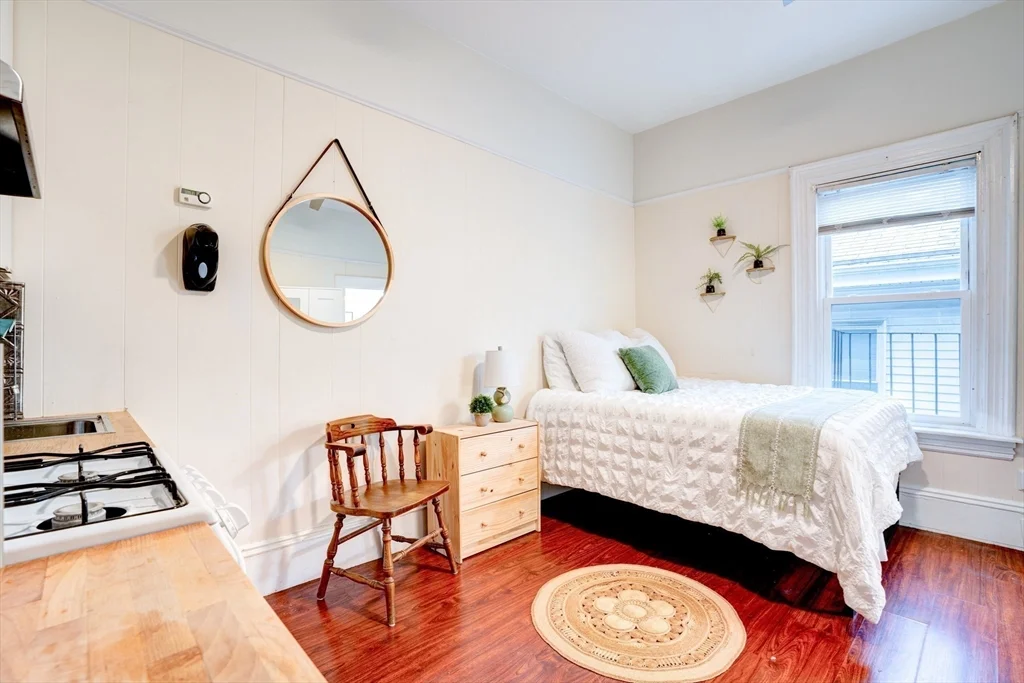 Studio bed, 1 bath apartment for rent at 928 Dorchester Ave Unit 10, Dorchester — photo 2 of 10