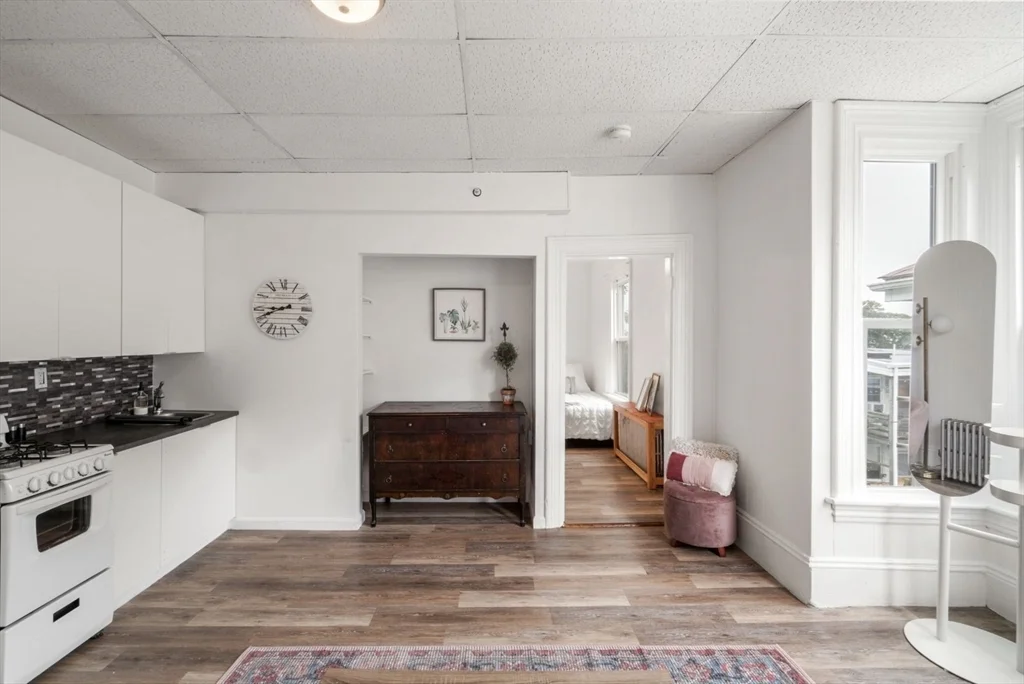 1 bed, 1 bath apartment for rent at 928 Dorchester Ave Unit 11, Dorchester — photo 12 of 17