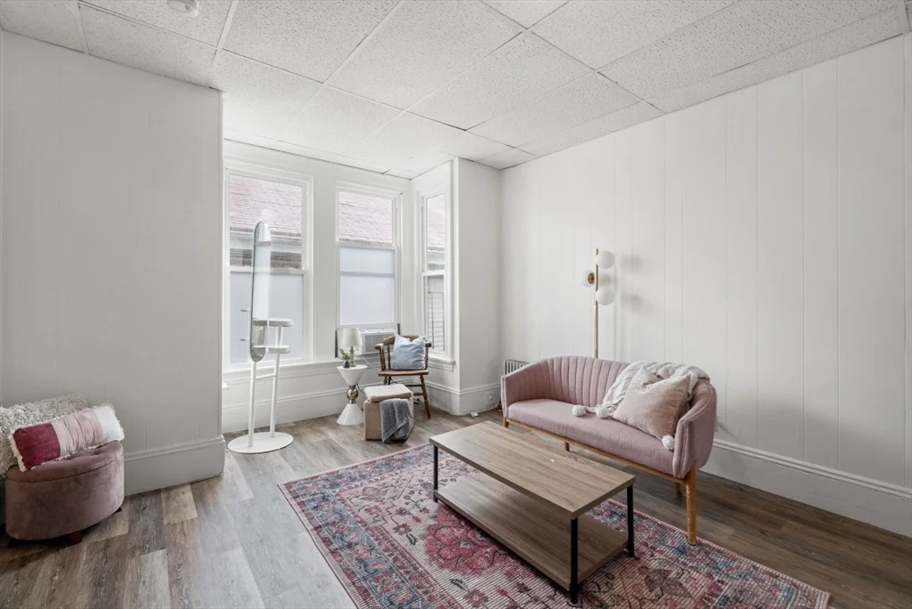 1 bed, 1 bath apartment for rent at 928 Dorchester Ave Unit 11, Dorchester — photo 10 of 17