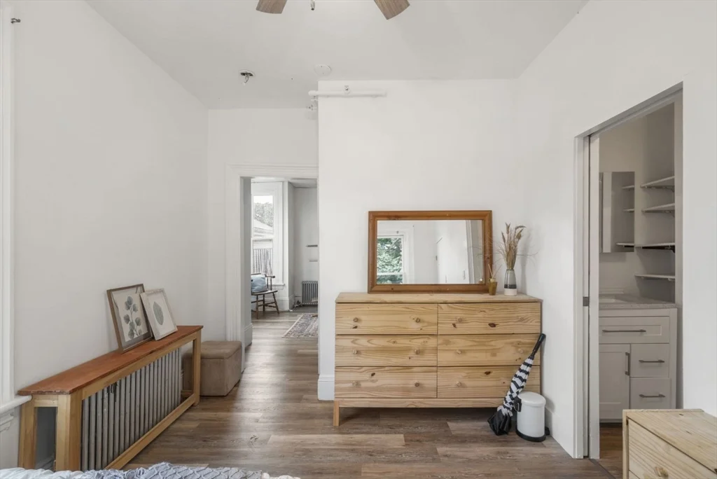 1 bed, 1 bath apartment for rent at 928 Dorchester Ave Unit 12, Dorchester — photo 3 of 17